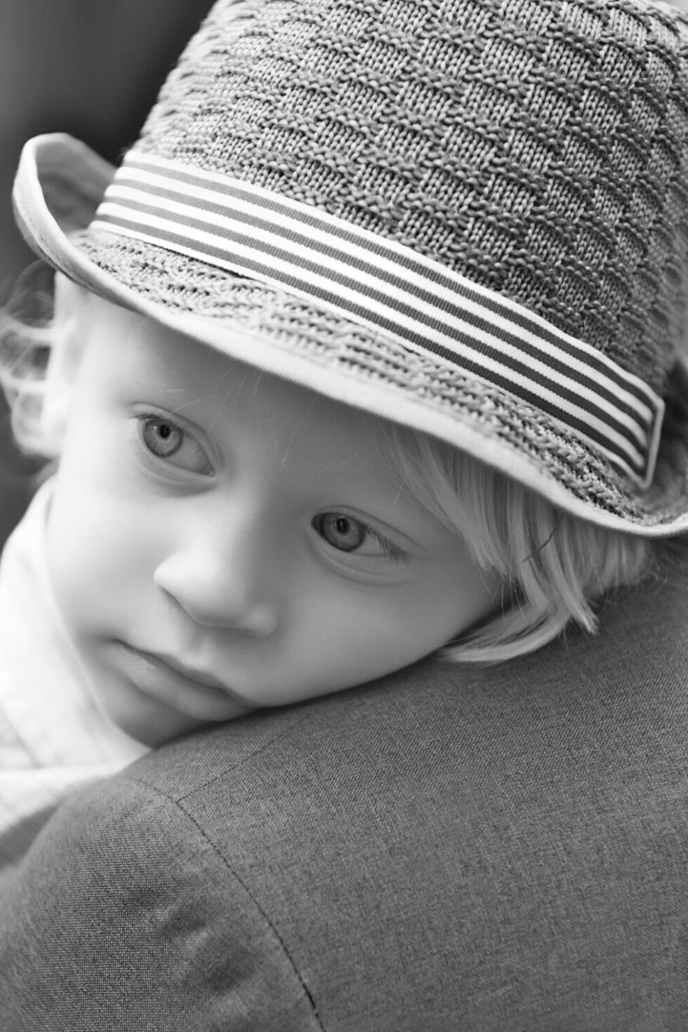 wedding photography child hat