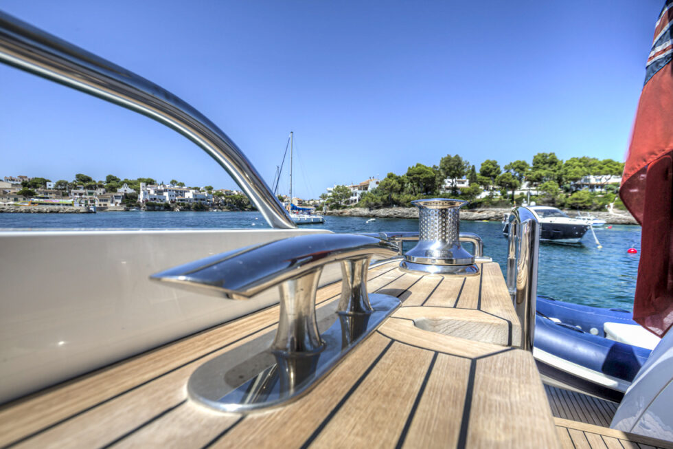 yacht commercial photography